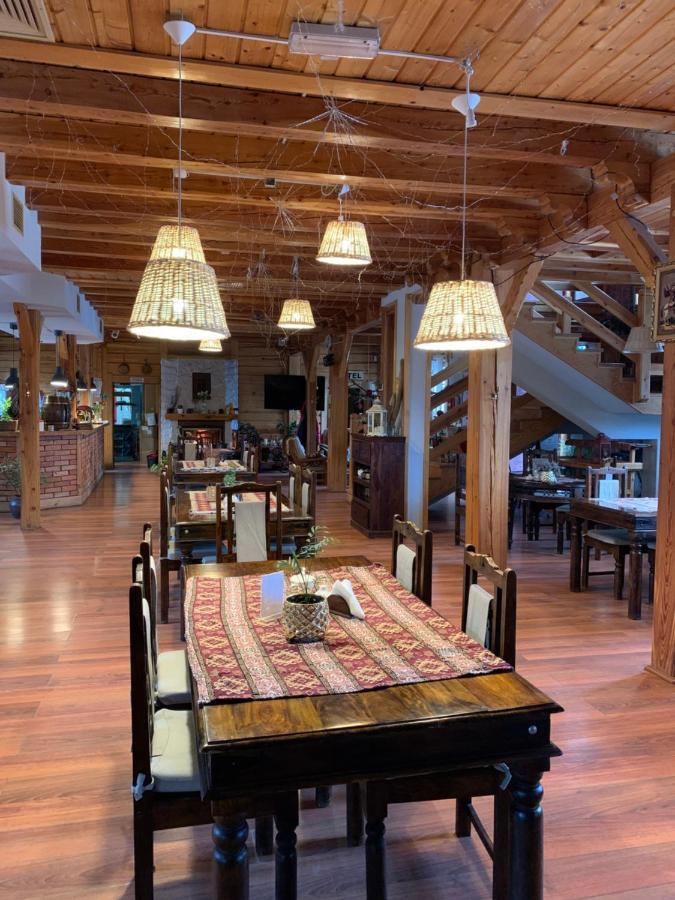 Osielsko Hotel Tyrol I Restauracja Zycie Gruzji מראה חיצוני תמונה